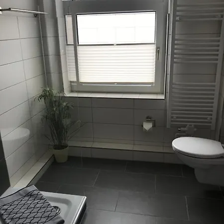 Am Schlossparkcenter Apartment *