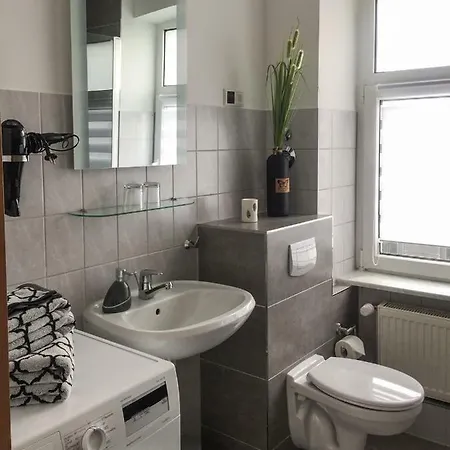 Am Schlossparkcenter Apartment *