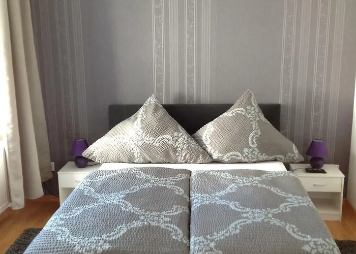 Am Schlossparkcenter Apartment *