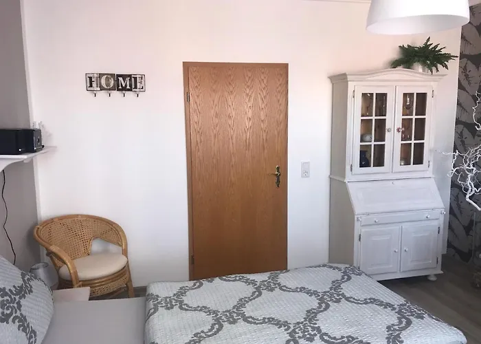 Am Schlossparkcenter Apartment *